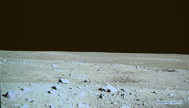 Illustration for article titled Imagining the Earth through the eyes of China's Yutu rover